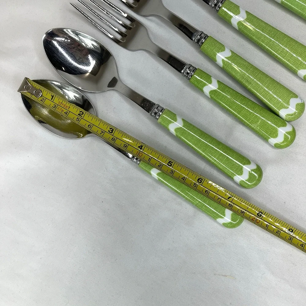 Sabre Green White cutlery Made in France 18/10 stainless steel, set of 8 pieces